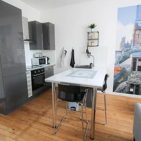 Le Fanfrelin : Grand Renove/ Wi-fi Appartement Angoulême